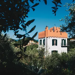 la-torretta-lerici.hotelitalianriviera.com/